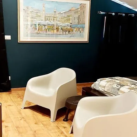 Bed and Breakfast Casa Lady 4*