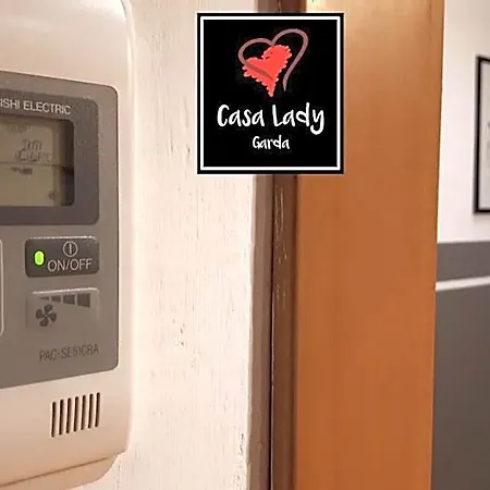 ベッド・アンド・ブレックファスト Casa Lady ガルダ