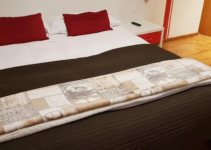 Casa Lady 4* Garda (Verona)